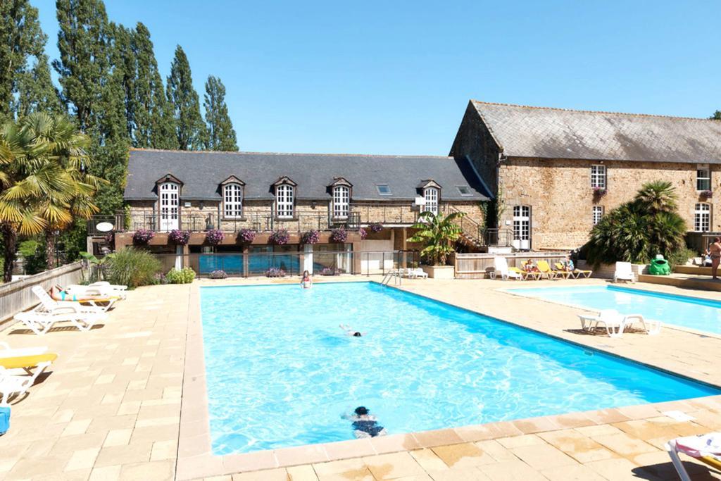 Appartements Les Ormes Epiniac Exterior foto